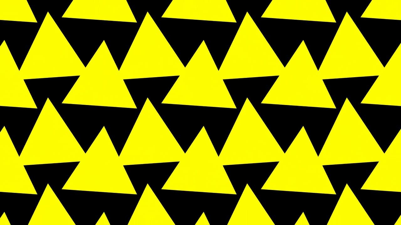 Yellow trailer thumbnail